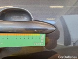  Toyota  Yaris TOYOTA  / 2020 / 5P / BERLINA HYBRID BUSINESS MY20 #50