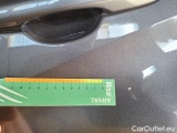  Toyota  Yaris TOYOTA  / 2020 / 5P / BERLINA HYBRID BUSINESS MY20 #93