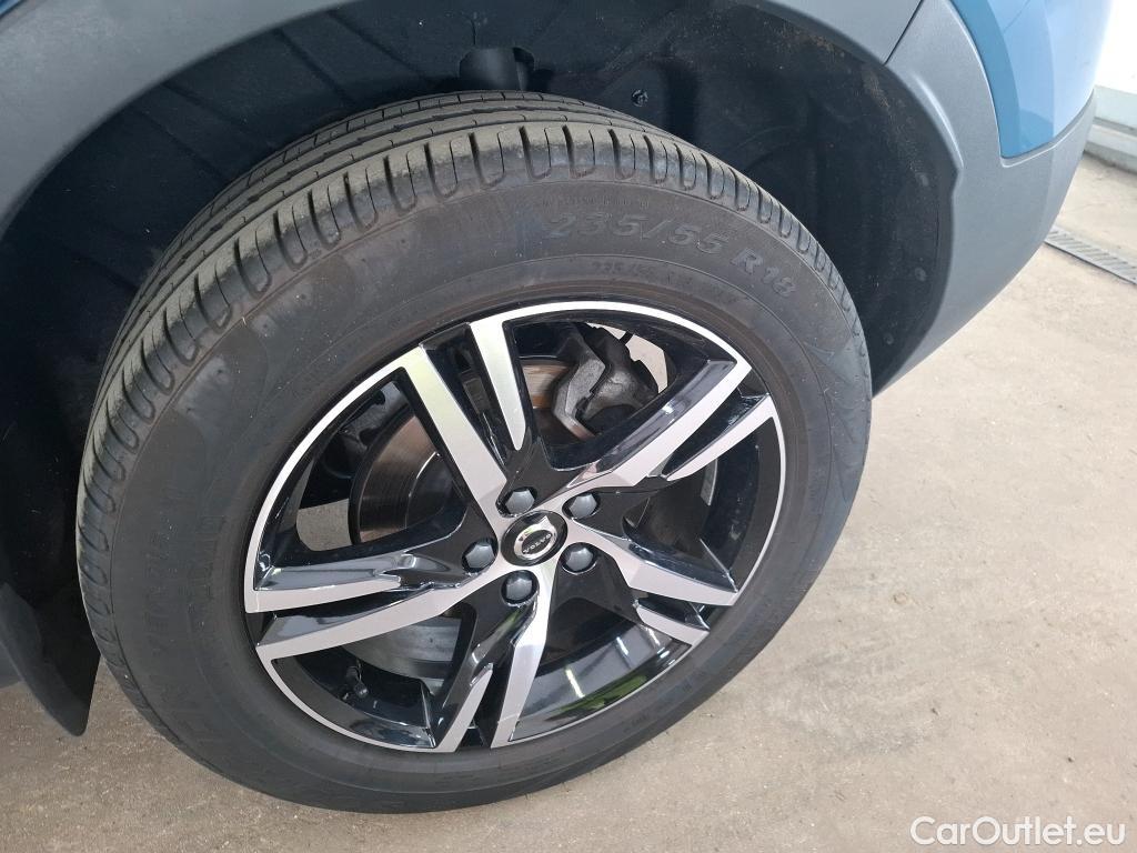  Volvo  XC 40 VOLVO XC40 / 2022 / 5P / SUV B3 163 DCT 7 Plus #38