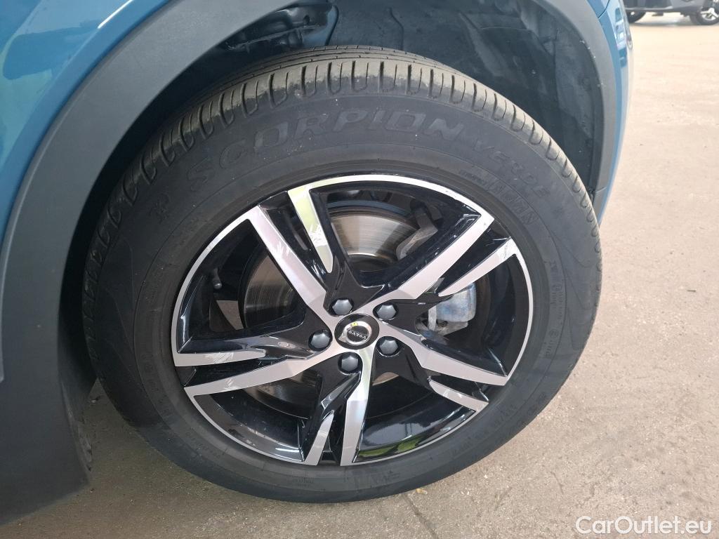 Volvo  XC 40 VOLVO XC40 / 2022 / 5P / SUV B3 163 DCT 7 Plus #21