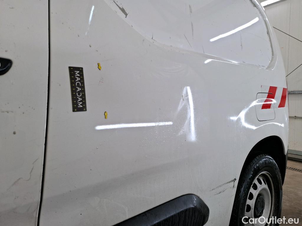  Citroen  Berlingo  Fourgon Worker M 1000 1.2 PureTech 130CV BVA8 E6d #9