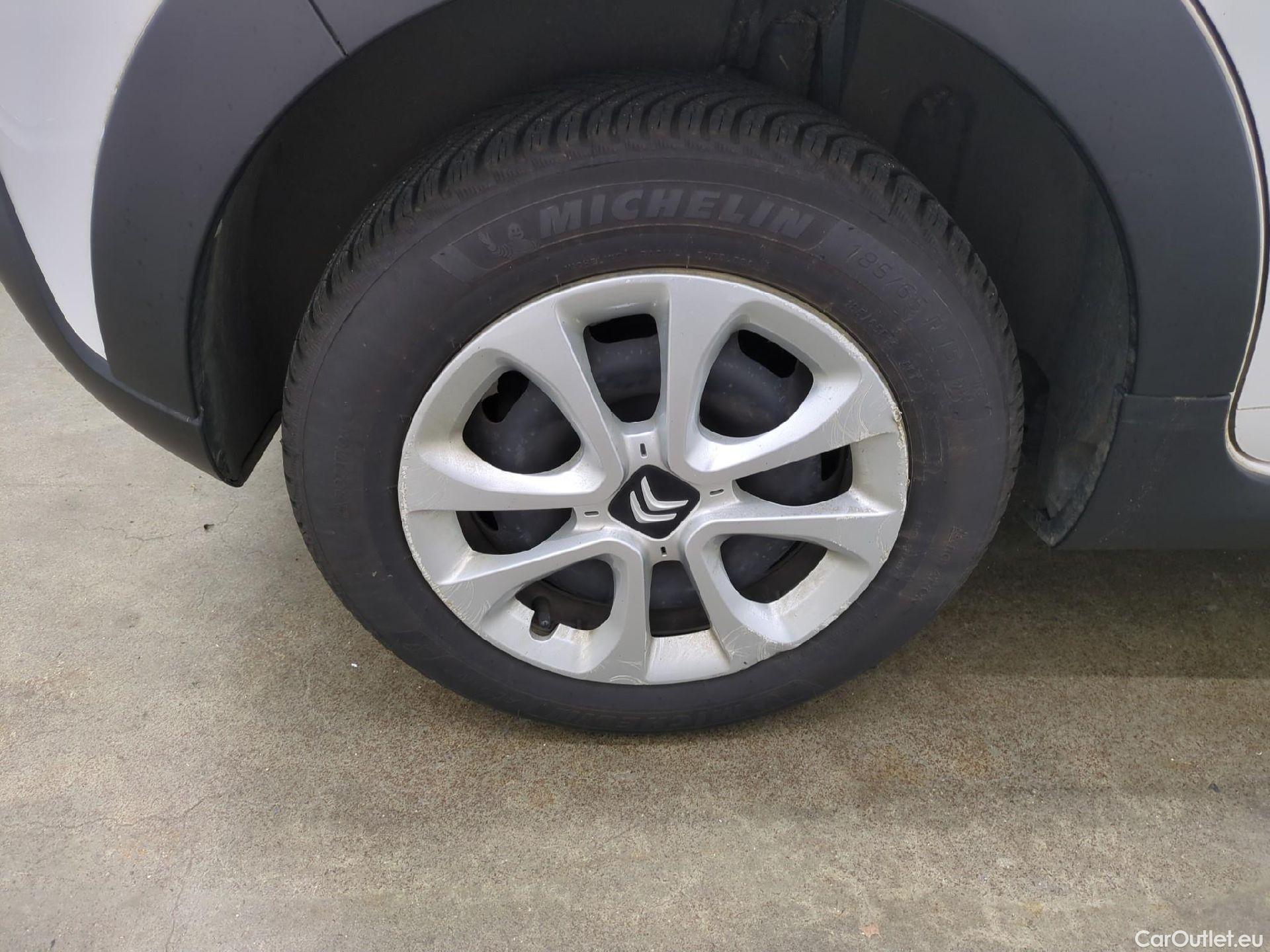  Citroen  C3  Société Feel 1.5 BlueHDI 100CV BVM6 E6d #11