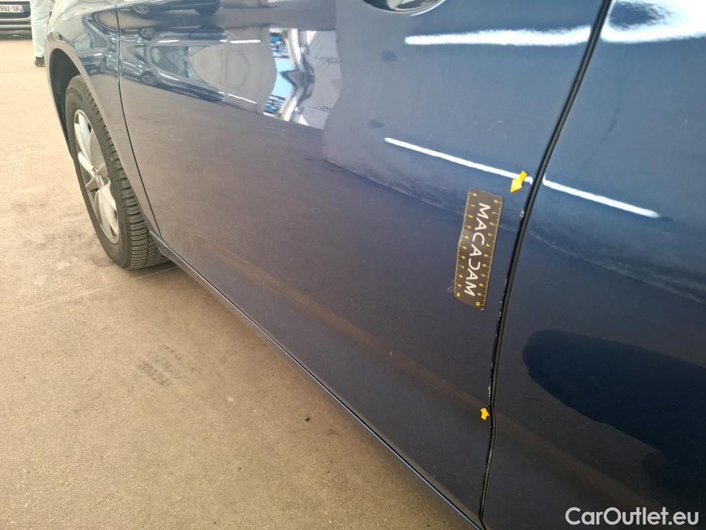  Bmw  Serie 2 Série 2 Gran Tourer 216d Lounge 1.5 115CV BVA7 E6d #40