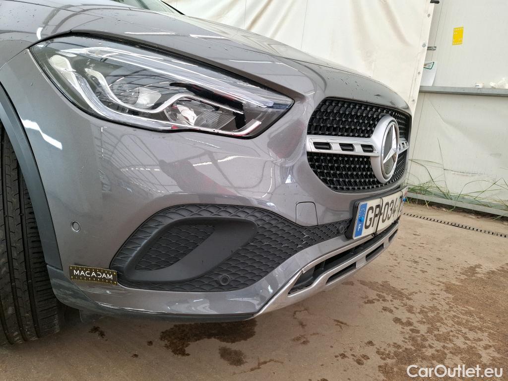  Mercedes  GLA MERCEDES-BENZ  / 2020 / 5P / SUV  200 BUSINESS LINE DCT #40