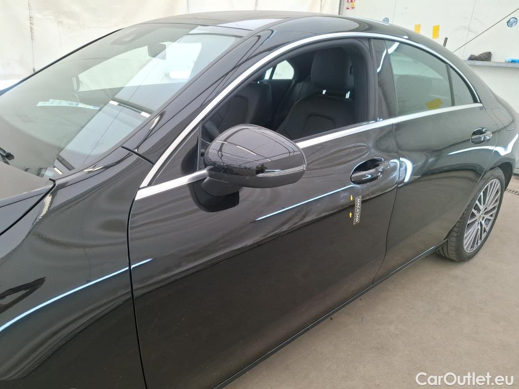  Mercedes  CLA-Klasse MERCEDES-BENZ CLA Coupe / 2019 / 4P / Coupé CLA 200 d Business Line BA8 #1