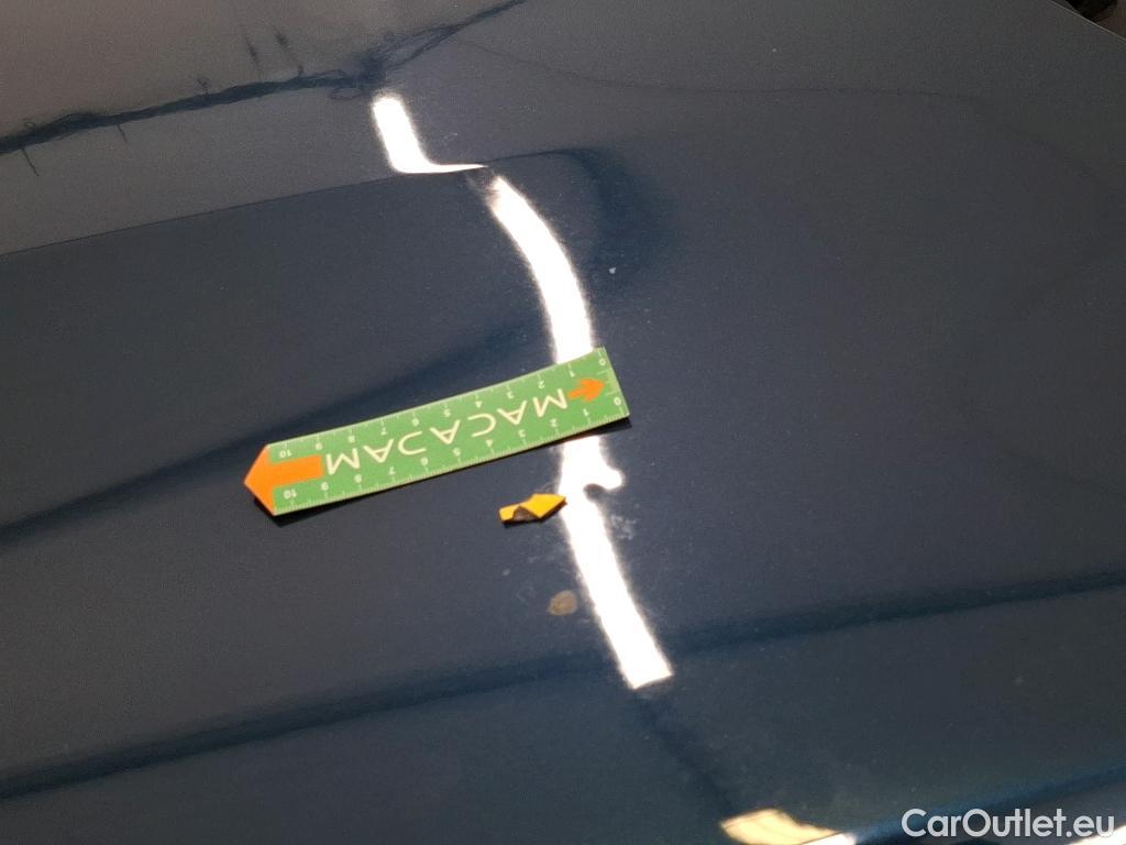  Peugeot  3008 PEUGEOT  / 2020 / 5P / SUV 1.6 HYBRID 225 E-EAT8 GT Pack #67