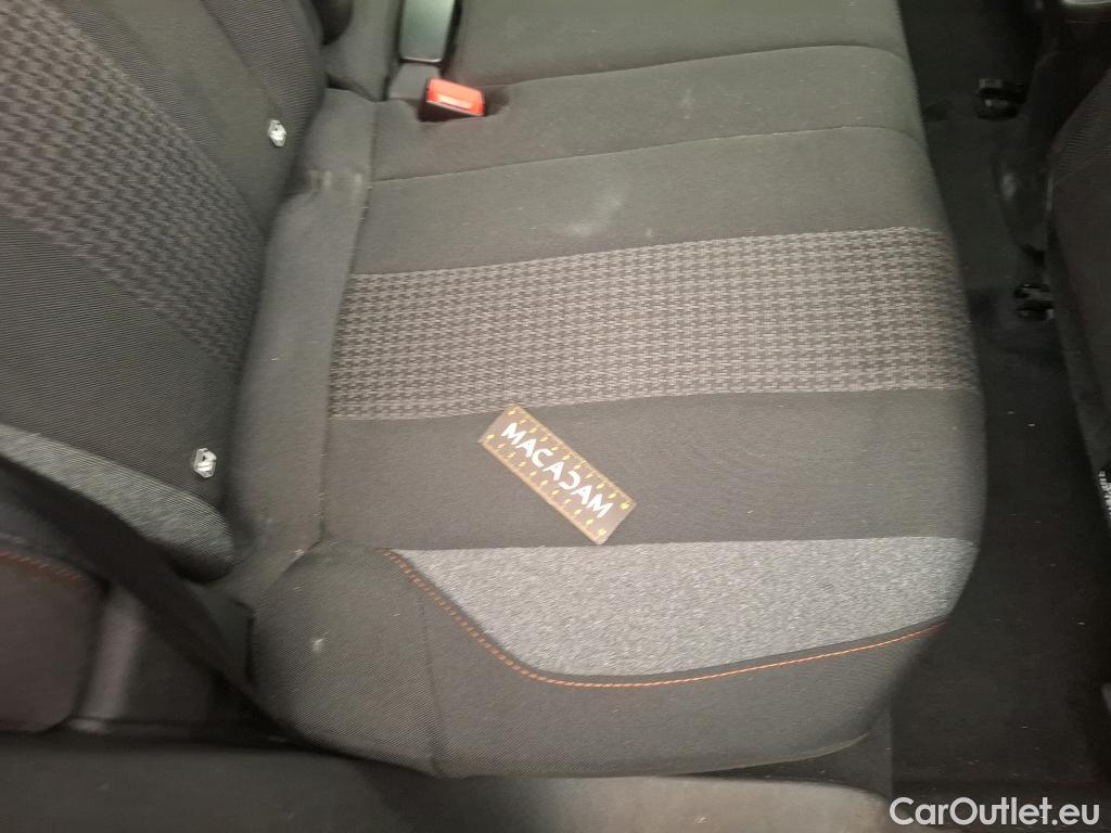  Peugeot  3008  II Active Pack 1.2 PureTech 130CV BVA8 E6d #14