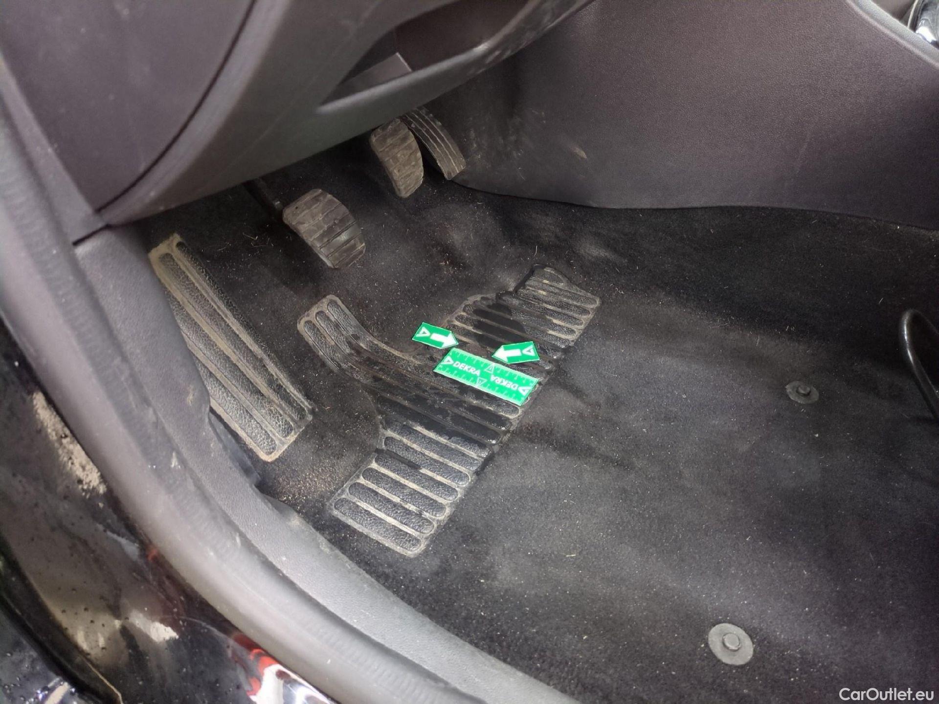  Renault  Clio RENAULT  5p Berline Business dCi 75 #10