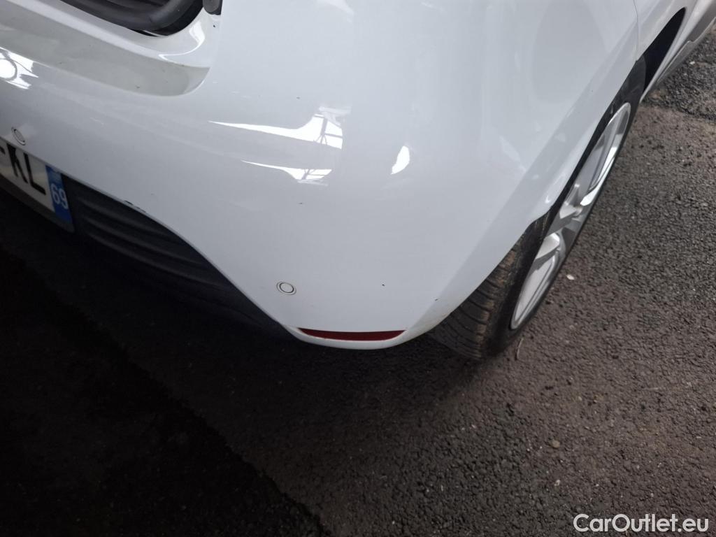  Renault  Clio  IV Business 0.9 TCe 90CV BVM5 E6 #25
