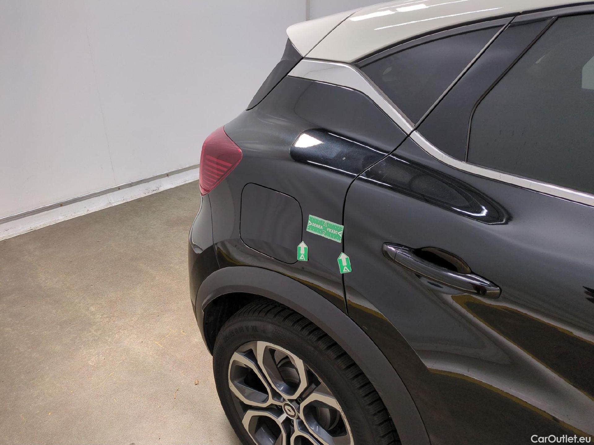  Renault  Captur RENAULT  / 2019 / 5P / SUV Intens TCe 160 EDC -21 #24