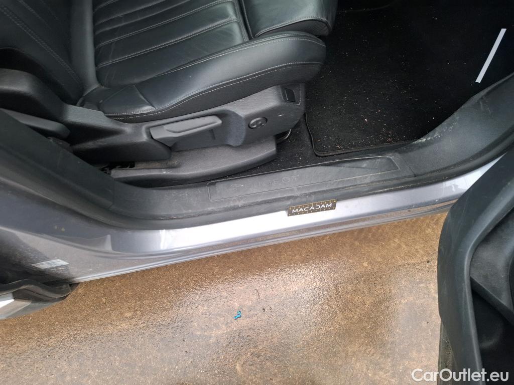  Peugeot  3008  Allure Business 1.2 PureTech 130CV BVA8 E6dT / GARANTIE STELLANTIS 10 ANS VOIR PHOTO 2 #78