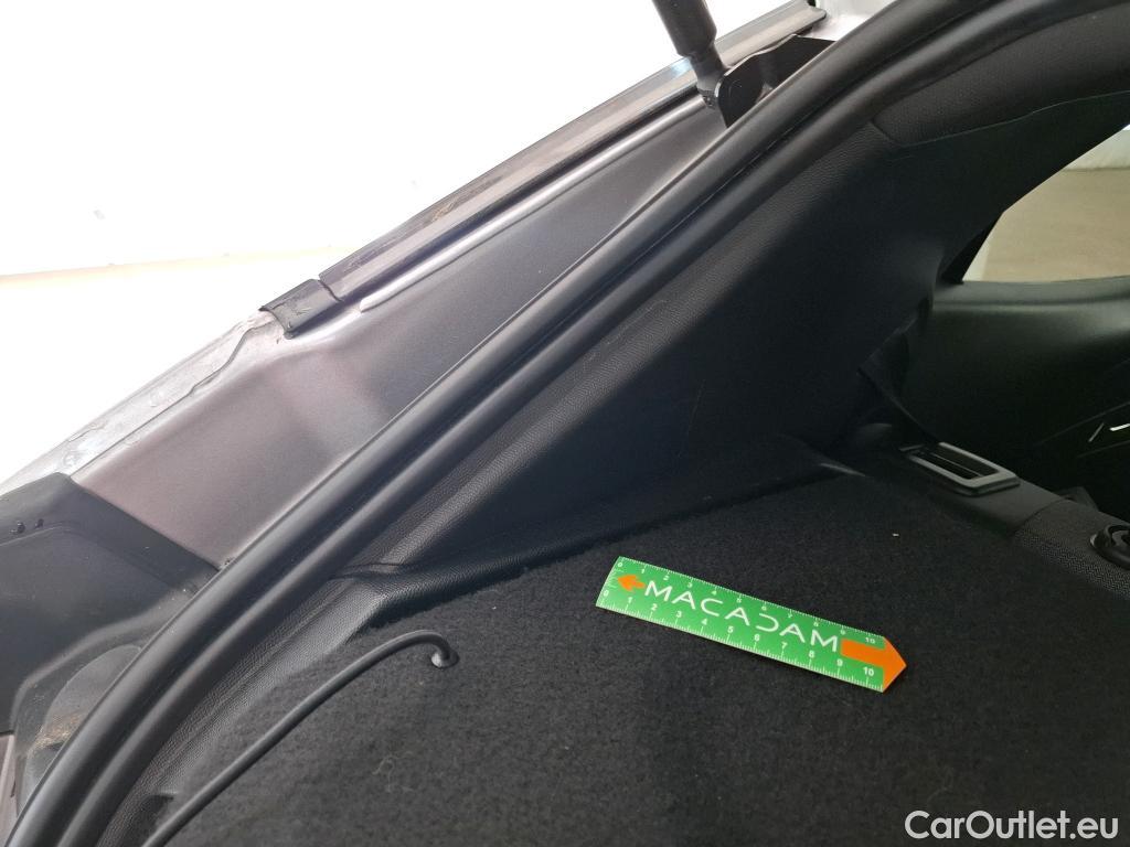  Peugeot  2008  Allure Pack 1.2 PureTech 130CV BVA8 E6d / GARANTIE STELLANTIS 10 ANS VOIR PHOTO 2 #21