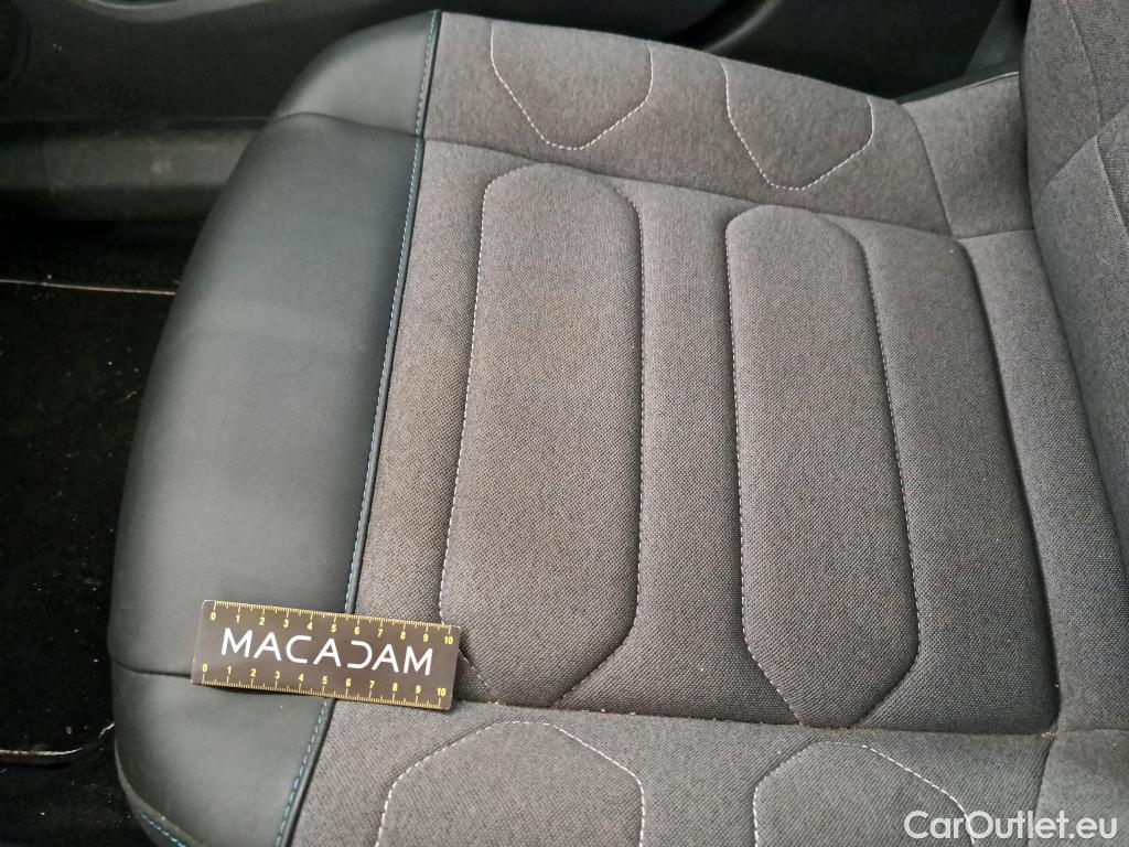  Citroen  C4 CITROEN  X / 2022 / 4P / Berline PureTech 130 SS EAT8 Feel Pack / GARANTIE STELLANTIS 10 ANS VOIR PHOTO 2 #19