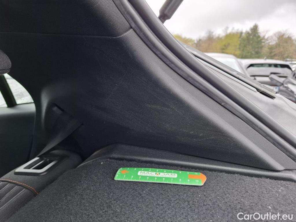  Peugeot  2008  Active Pack 1.2 PureTech 130CV BVA8 E6d / GARANTIE STELLANTIS 10 ANS VOIR PHOTO 2 #32