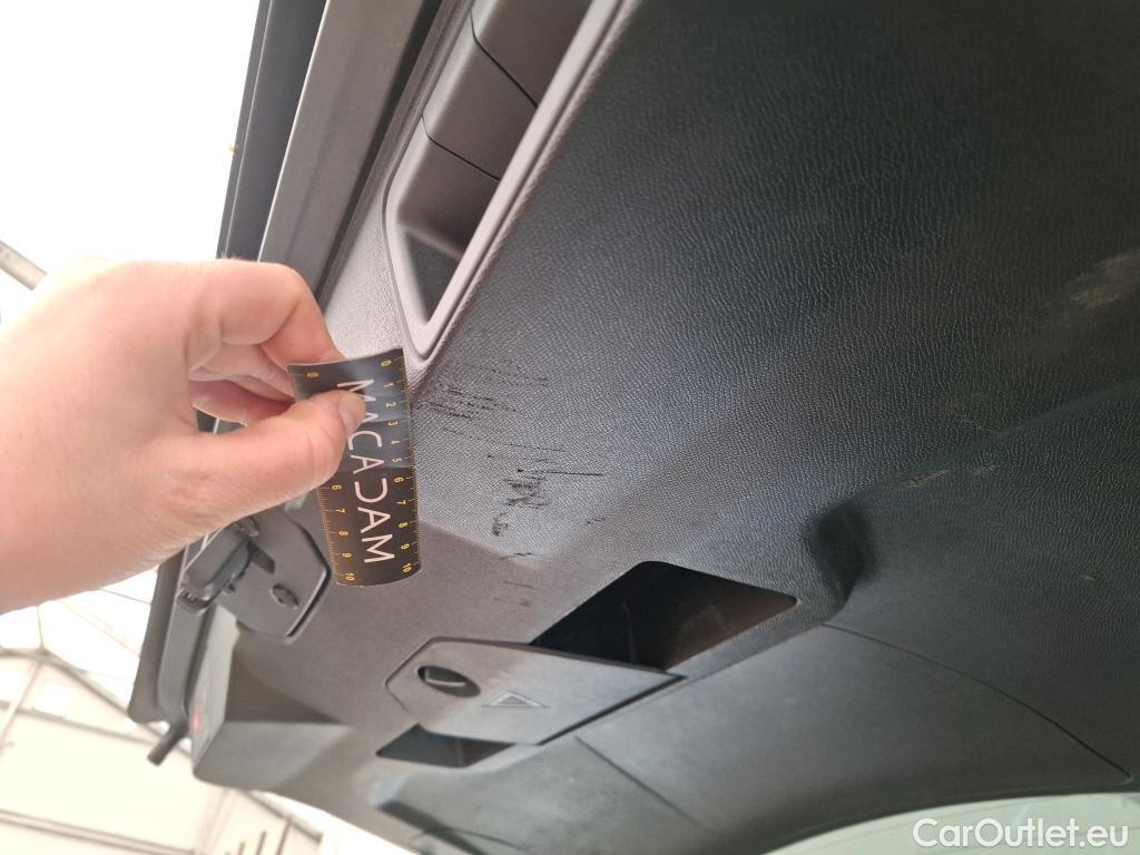  Peugeot  3008 PEUGEOT  / 2020 / 5P / SUV PureTech 130 SS EAT8 GT / GARANTIE STELLANTIS 10 ANS VOIR PHOTO 2 #52