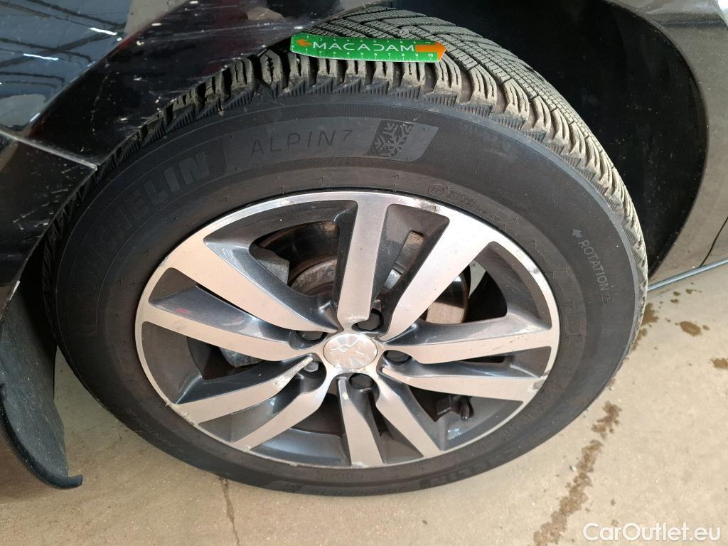  Peugeot  308  Allure 1.2 PureTech 130CV BVA8 E6d / GARANTIE STELLANTIS 10 ANS VOIR PHOTO 2 #9