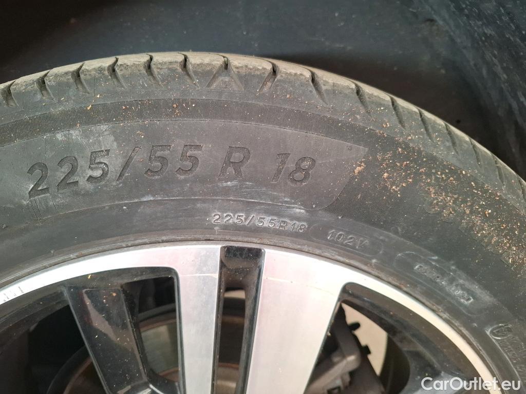  Peugeot  3008 PEUGEOT  / 2020 / 5P / SUV PureTech 130 SS EAT8 GT / GARANTIE STELLANTIS 10 ANS VOIR PHOTO 2 #6