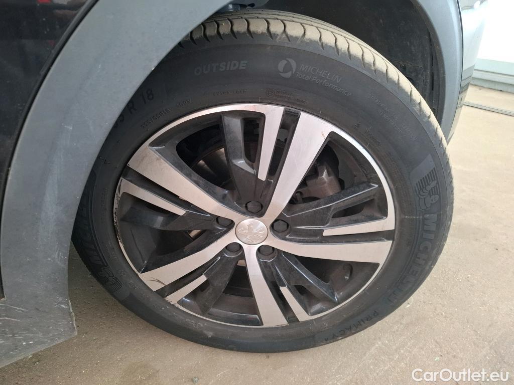  Peugeot  3008 PEUGEOT  / 2020 / 5P / SUV PureTech 130 SS EAT8 GT / GARANTIE STELLANTIS 10 ANS VOIR PHOTO 2 #15