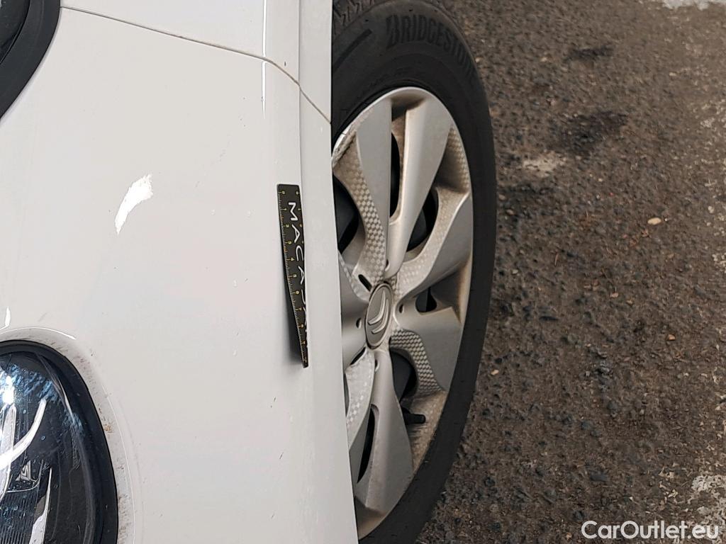  Citroen  C3  Feel Business 1.2 PureTech 80CV BVM5 E6d / GARANTIE STELLANTIS 10 ANS VOIR PHOTO 2 #3