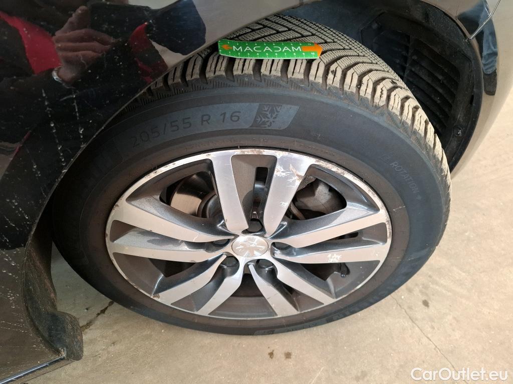  Peugeot  308  Allure 1.2 PureTech 130CV BVA8 E6d / GARANTIE STELLANTIS 10 ANS VOIR PHOTO 2 #25