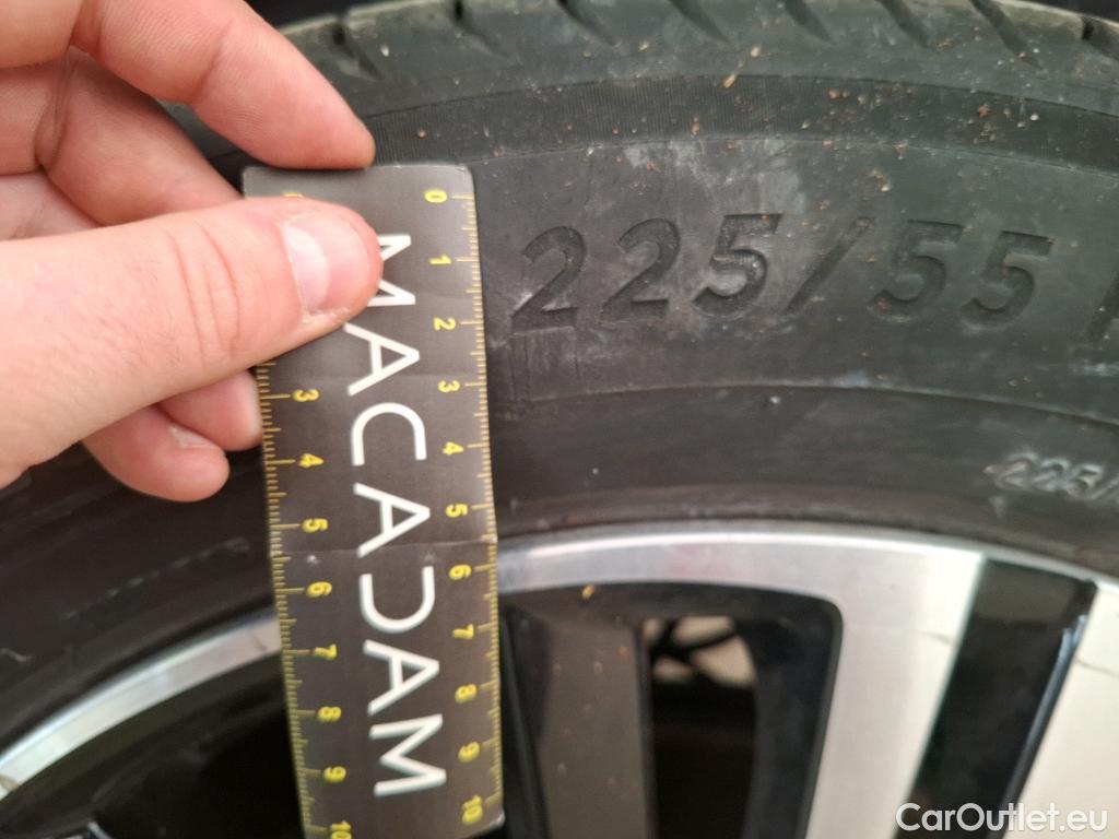  Peugeot  3008 PEUGEOT  / 2020 / 5P / SUV PureTech 130 SS EAT8 GT / GARANTIE STELLANTIS 10 ANS VOIR PHOTO 2 #8