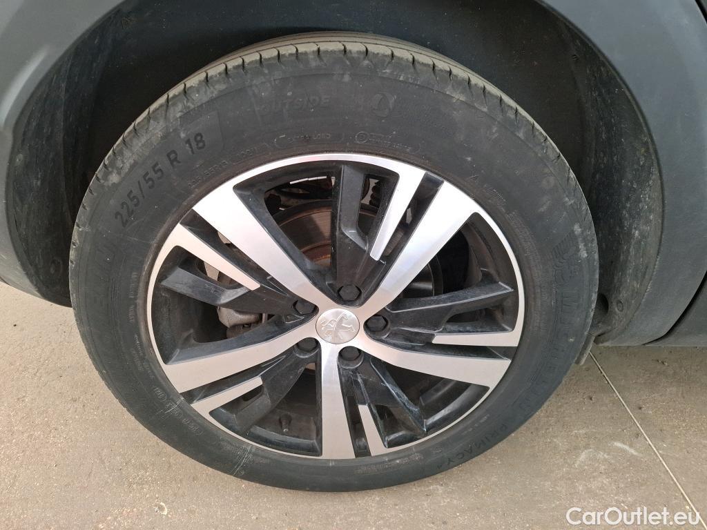  Peugeot  3008 PEUGEOT  / 2020 / 5P / SUV PureTech 130 SS EAT8 GT / GARANTIE STELLANTIS 10 ANS VOIR PHOTO 2 #11
