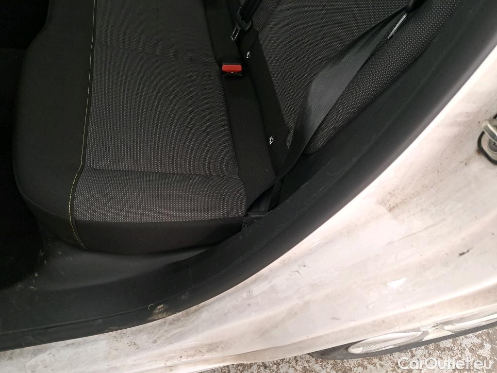  Citroen  C3  Feel Business 1.2 PureTech 80CV BVM5 E6d / GARANTIE STELLANTIS 10 ANS VOIR PHOTO 2 #4