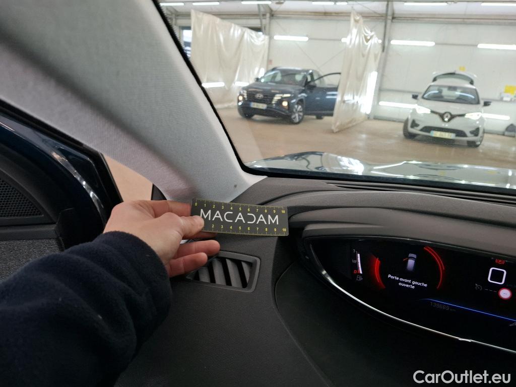  Peugeot  3008  Allure Pack 1.2 PureTech 130CV BVA8 E6d / GARANTIE STELLANTIS 10 ANS VOIR PHOTO 2 #30