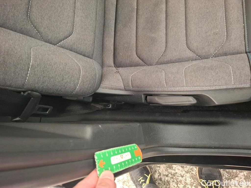 Citroen  C4 CITROEN  X / 2022 / 4P / Berline PureTech 130 SS EAT8 Feel Pack / GARANTIE STELLANTIS 10 ANS VOIR PHOTO 2 #19