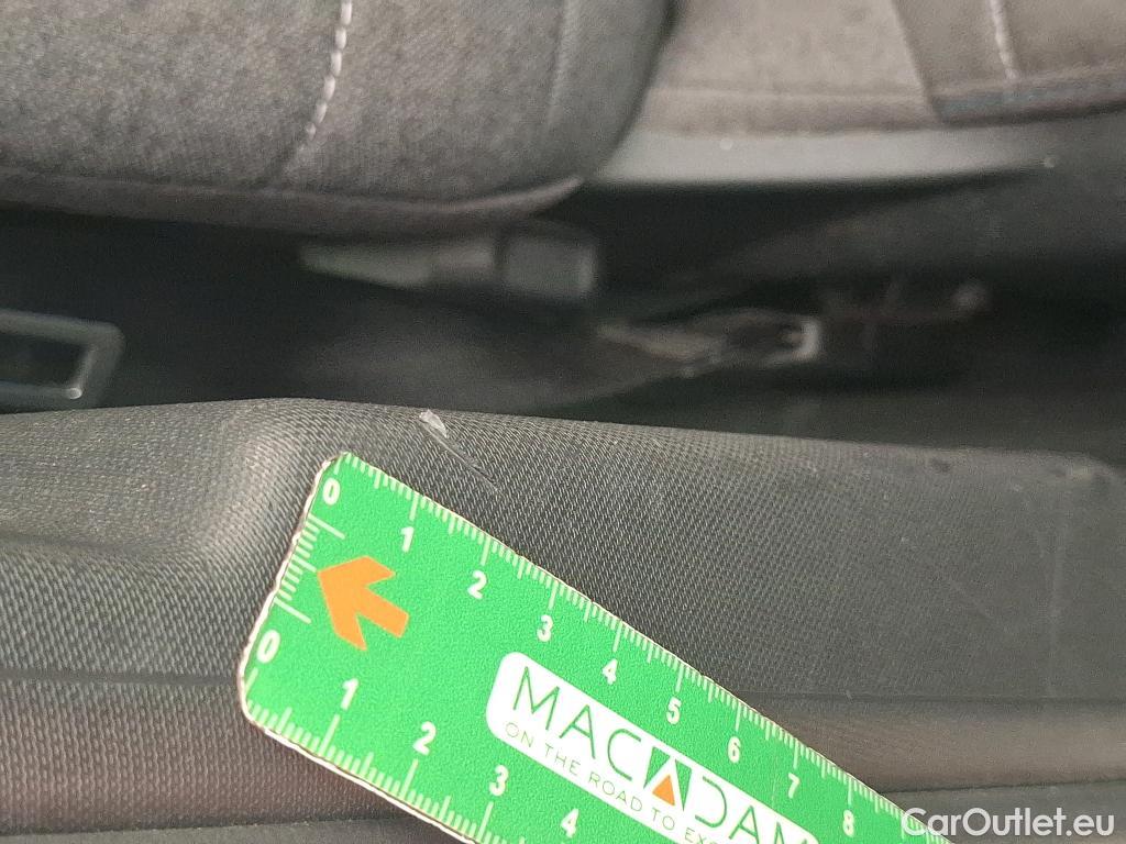  Citroen  C4 CITROEN  X / 2022 / 4P / Berline PureTech 130 SS EAT8 Feel Pack / GARANTIE STELLANTIS 10 ANS VOIR PHOTO 2 #20