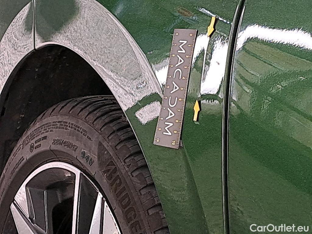  Peugeot  308  Allure 1.2 PureTech 130CV BVA8 E6d / GARANTIE STELLANTIS 10 ANS VOIR PHOTO 2 #8