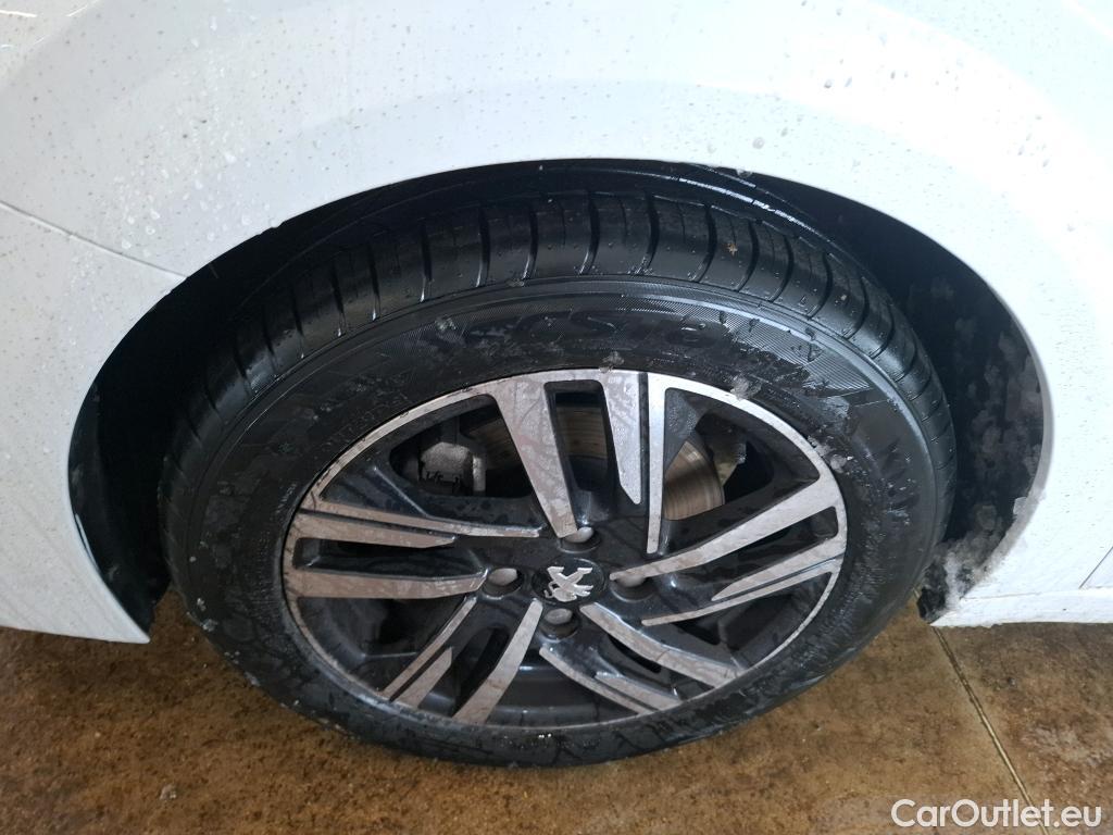  Peugeot  208  Allure Business 1.2 PureTech 100CV BVM6 E6d / GARANTIE STELLANTIS 10 ANS VOIR PHOTO 2 #17