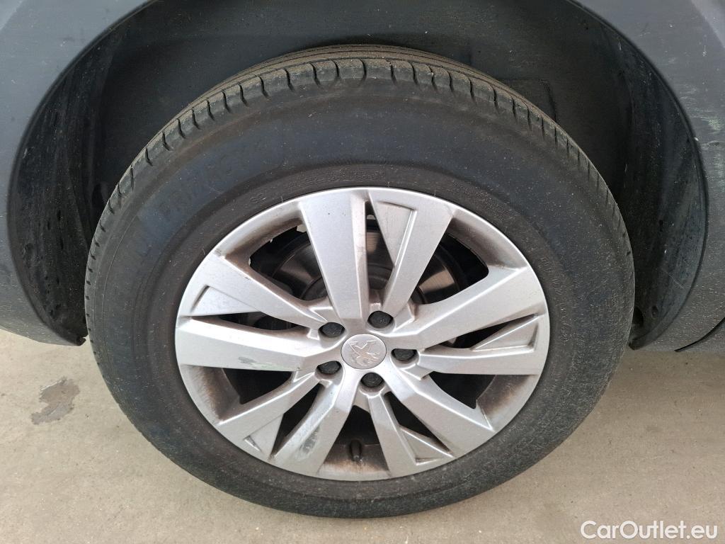  Peugeot  5008  Active Pack 1.2 PureTech 130CV BVA8 7 Sieges E6d / GARANTIE STELLANTIS 10 ANS VOIR PHOTO 2 #40