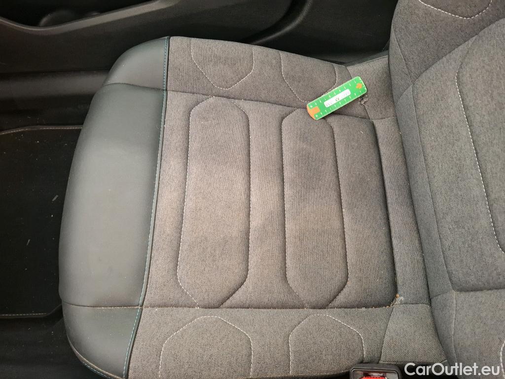  Citroen  C4 CITROEN  X / 2022 / 4P / Berline PureTech 130 SS EAT8 Feel Pack / GARANTIE STELLANTIS 10 ANS VOIR PHOTO 2 #5