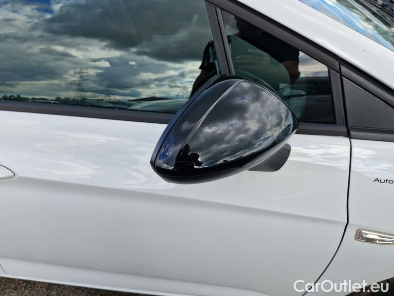 Opel  Astra  K Sports Tourer (2015) ST 1.5CDTi 77 Edition 5d #31