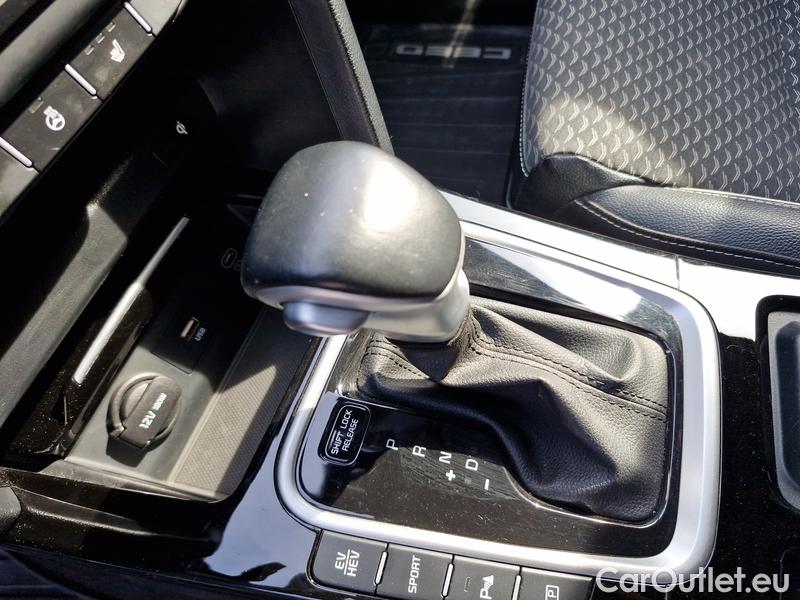  KIA  Cee'd Ceed  (CD) (2018->) Ceed SW 1.6PHEV Premium AT #4