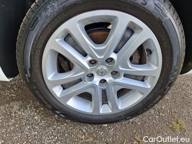  Opel  Astra  K Sports Tourer (2015) ST 1.5CDTi 77 Edition 5d #16