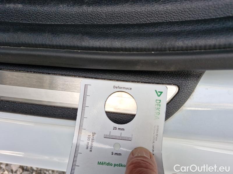  KIA  Cee'd Ceed  (CD) (2018->) Ceed SW 1.6PHEV Premium AT #17