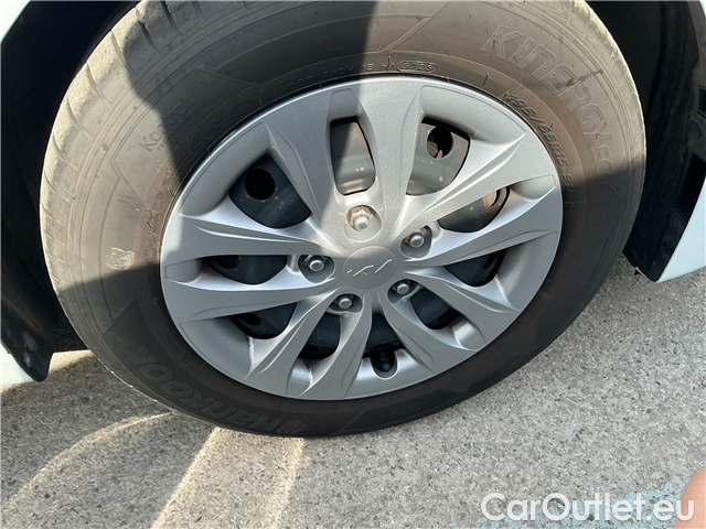  KIA  Cee'd Ceed SW 1.0 T-GDI 74 Comfort #1