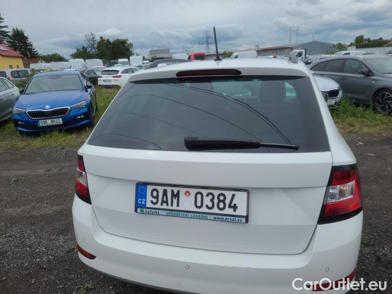  Skoda  Fabia  Combi (2015) Com.1.0TSI 70 Ambition 5d #24