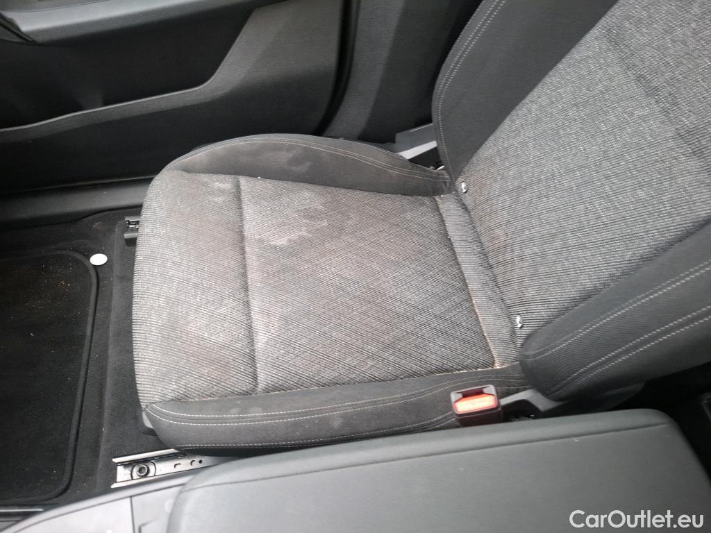  Bmw  X1 BMW  / 2022 / 5P / SUV sDrive18d Business Design DKG7 #18