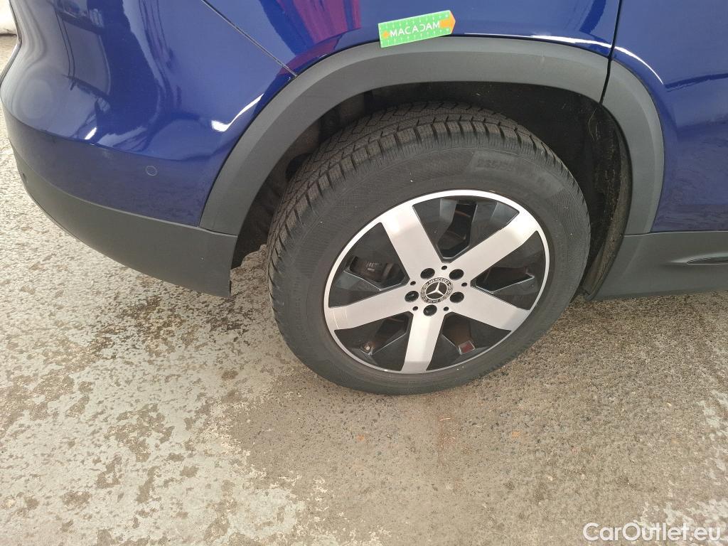  Mercedes  GLB MERCEDES-BENZ  / 2019 / 5P / SUV  200 Business Line #61