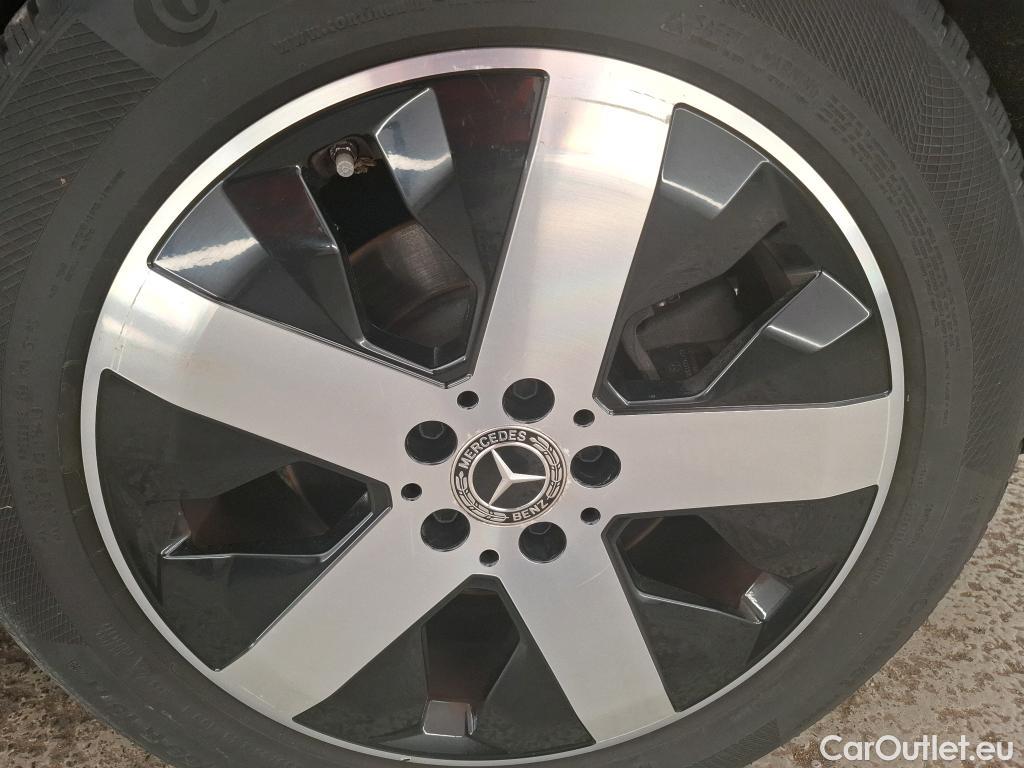  Mercedes  GLB MERCEDES-BENZ  / 2019 / 5P / SUV  200 Business Line #31