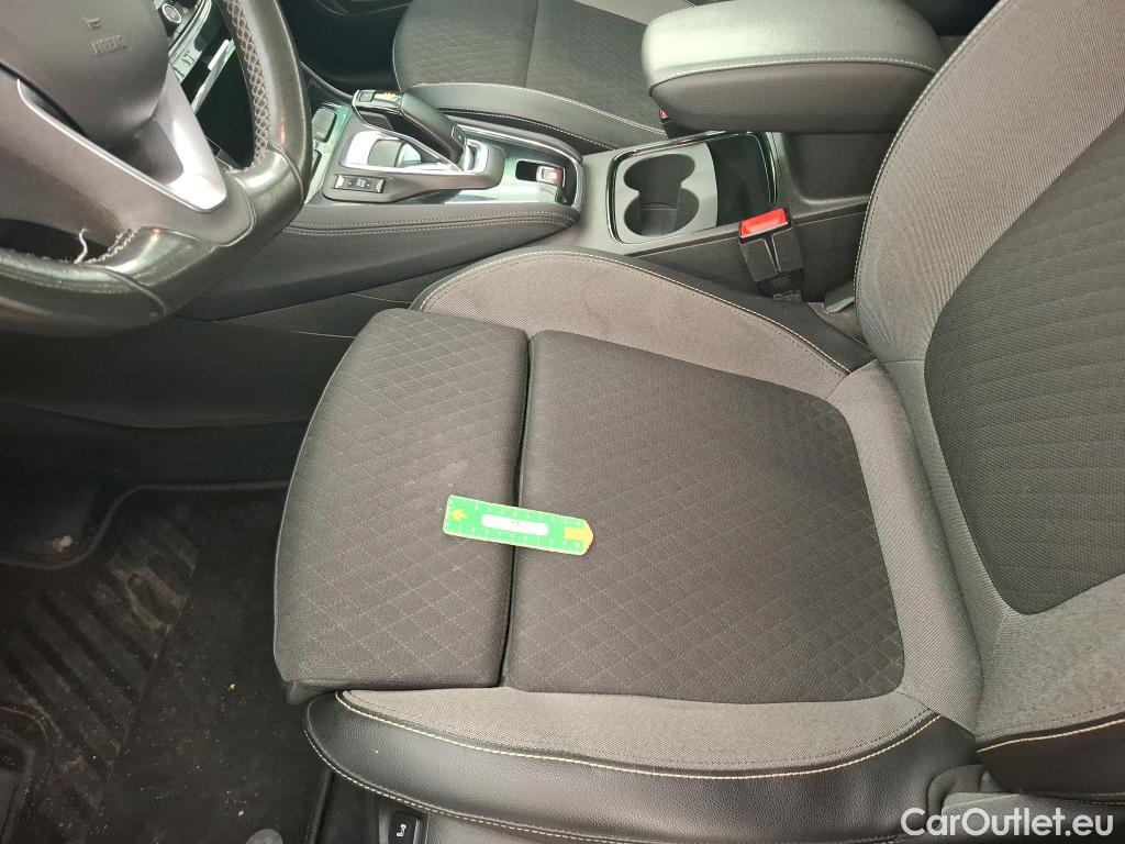  Opel   Grandland X Grandland X Elegance Business 1.5 130CV BVA8 E6d #1