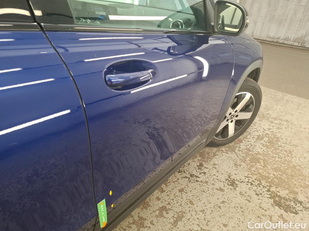  Mercedes  GLB MERCEDES-BENZ  / 2019 / 5P / SUV  200 Business Line #51