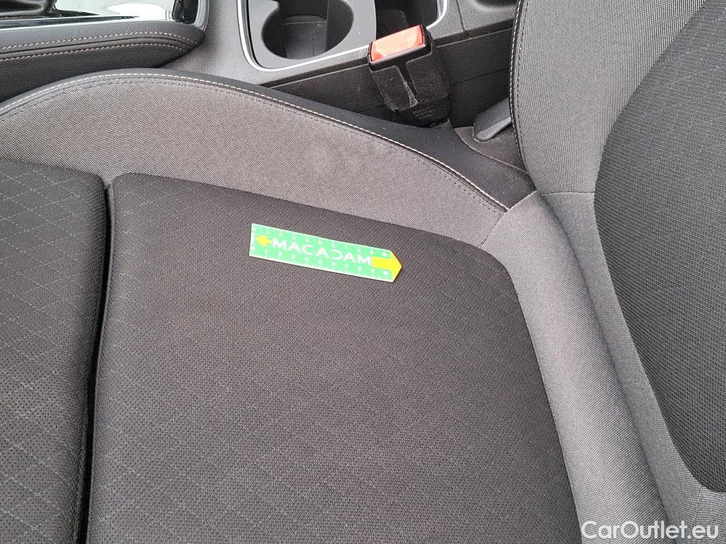  Opel   Grandland X Grandland X Elegance Business 1.5 130CV BVA8 E6d #46