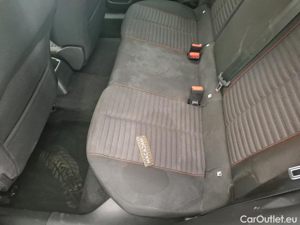  Peugeot  2008  Active Pack 1.2 PureTech 100CV BVM6 E6d #64