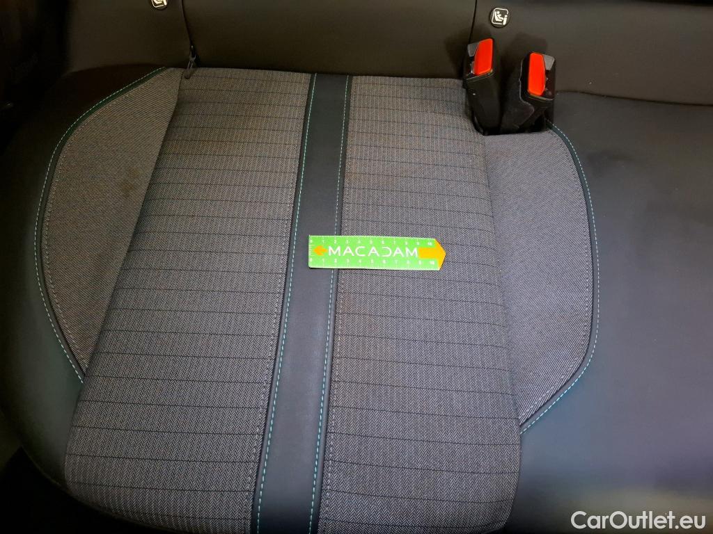  Peugeot  2008  Allure Pack 1.5 HDi 130CV BVA8 E6d #19