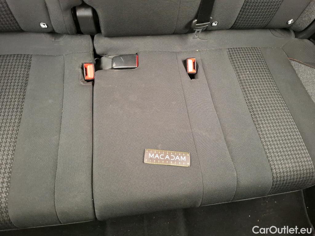  Peugeot  3008  Active Pack 1.5 HDi 130CV BVA8 E6d #21