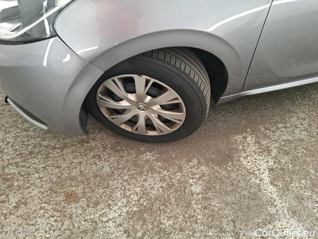  Peugeot  208  Active Business 1.5 HDi 100CV BVM5 E6dT #43